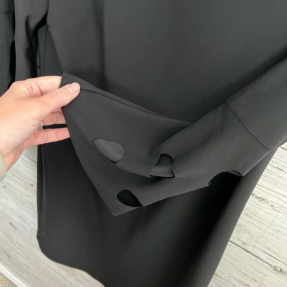 21.  Cartise black midi dress size 10 cut out detail - Picture 9 of 9